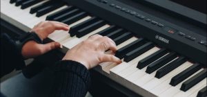 Бюджетні цифрове піаніно від Yamaha: чи є в них недоліки?