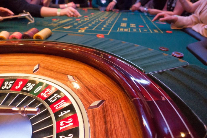 Больше половины украинцев против легализации азартных игр