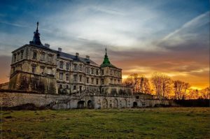 Замки Львовской области, которые удивят своей красотой и историей