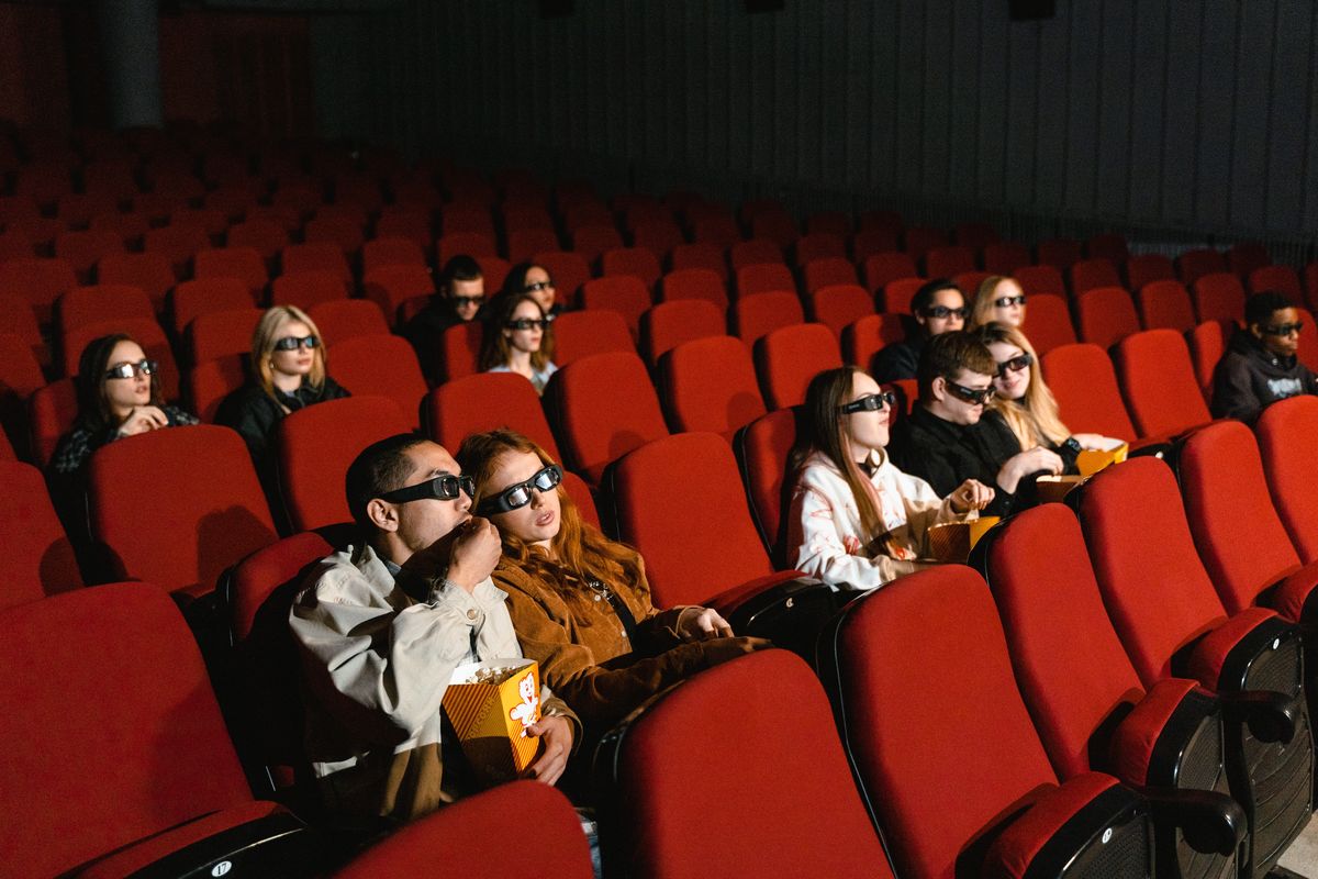 Как купить билет в кино и не потратить время в очереди