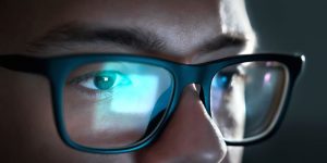 Як правильно вибрати Комп’ютерні окуляри: як працюють, що дають, навіщо потрібні