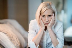 Климактерический период простыми словами: что происходит и когда нужна поддержка