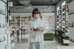 Материалы изготовления торговых стеллажей: какой выбрать для бизнеса?