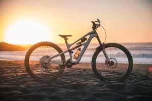 Плюсы и минусы двухподвесных велосипедов в реальных условиях катания