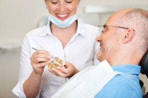 Прямая реставрация зубов: преимущества и используемые материалы