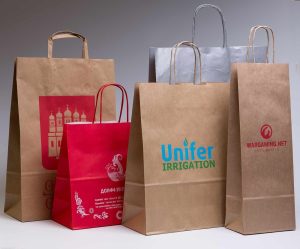 Сферы применения коричневых бумажных пакетов с логотипом