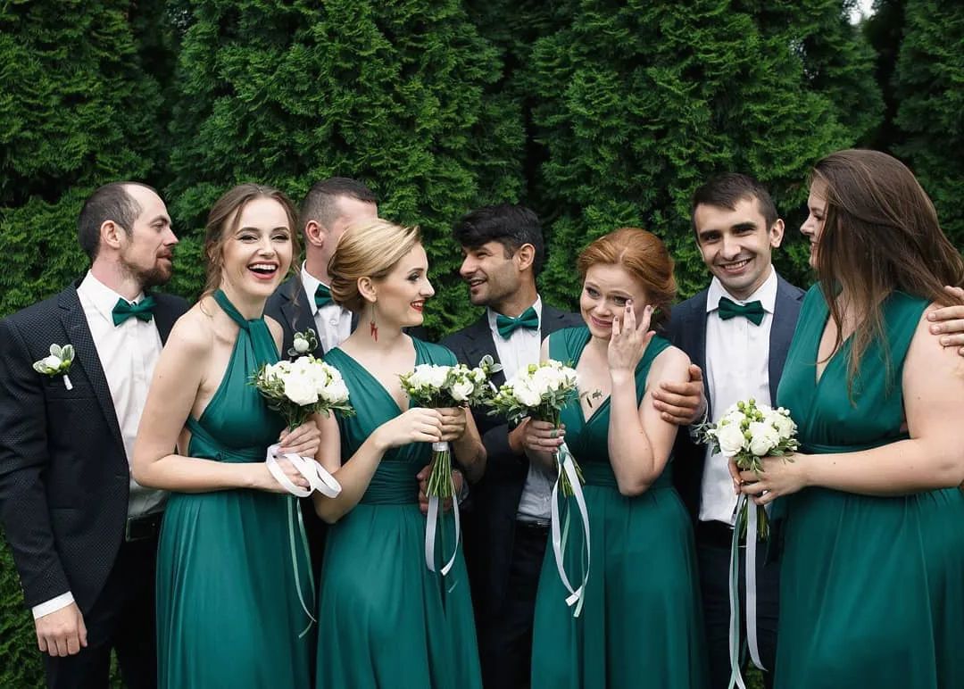 Що одягнути на весілля влітку – варіанти для жінок, чоловіків, свідків та батьків
