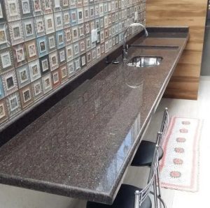 Стільниця з ДСП проти стільниці із штучного каменю