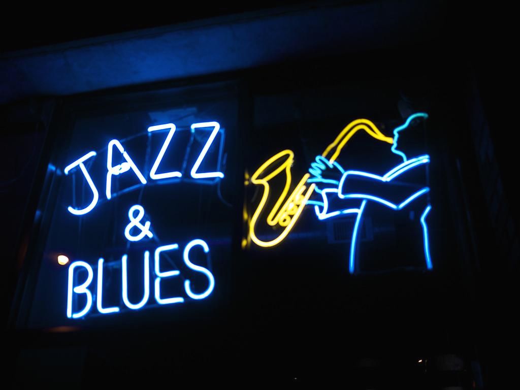 В чем разница между блюзом и джазом