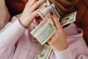 Что означает быть меркантильным человеком