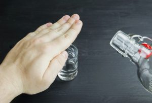 Як допомогти людині в стані запою