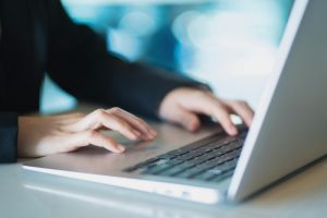 Як функціонують букмекерські платформи – аналіз Парик24