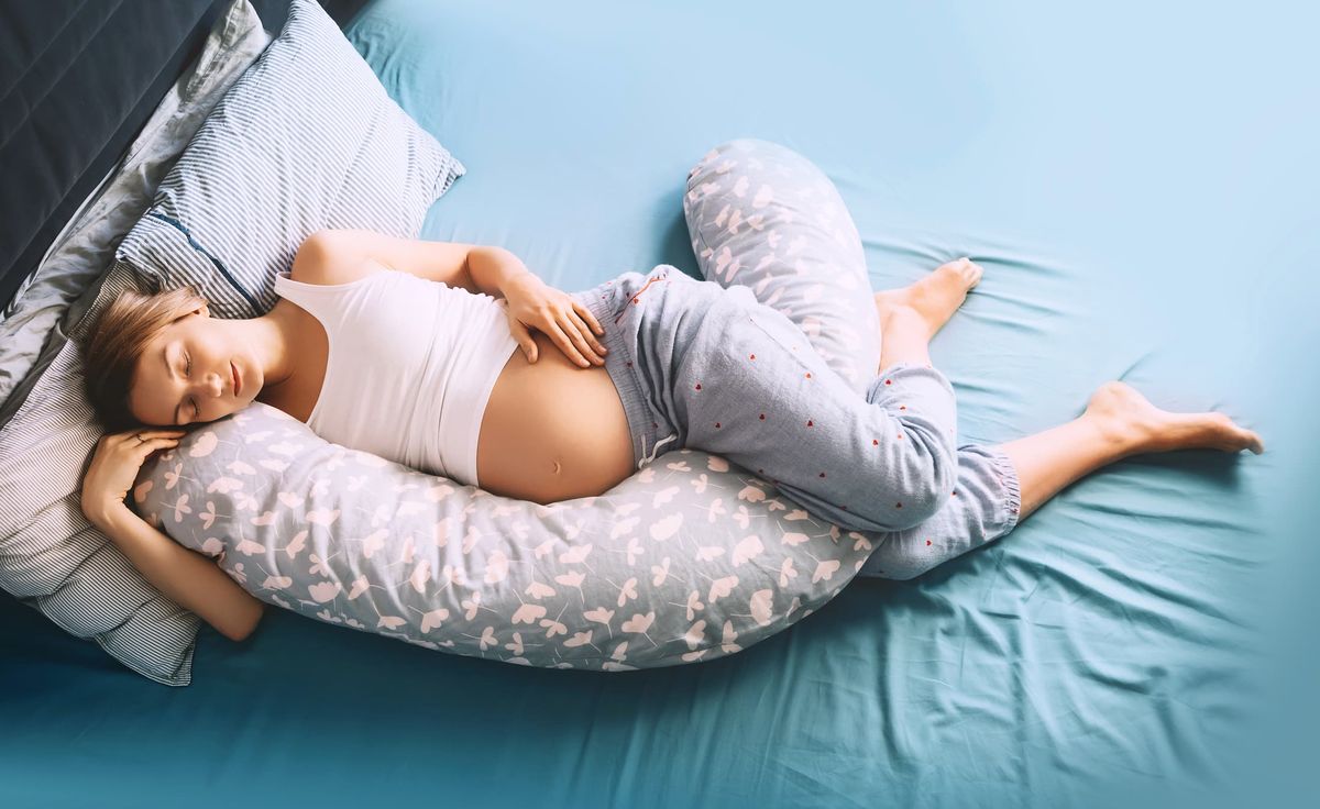 Как лучше спать беременным: рекомендации и советы для комфортного сна