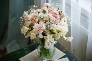 Як обрати квіти щоб букет дійсно вразив поради та сучасні тенденції