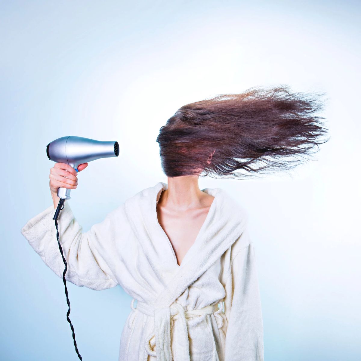 Как сушить волосы: эффективные методы и советы