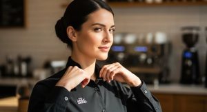 Женская форма официанта: как сочетать функциональность и элегантность